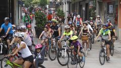Imagen de archivo de la celebraci�n del D�a da Bici en Ribeira.