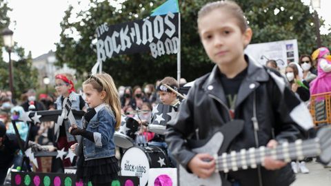 Animacin en el desfile infantil de disfraces