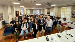 Los integrantes de la nueva junta directiva del PP de Pontevedra