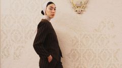 La dise�adora grovense combina inspiraci�n urbana y producci�n sostenible.