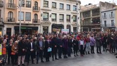 Concentracin ante el Ayuntamiento de Badalona por la violacin grupal de una menor