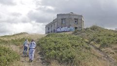 Antiguo Observatorio de Monteventoso, en Doni�os, terrenos p�blicos rodeados de fincas r�sticas