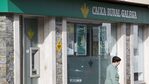 Imagen de archivo de una oficina de Caixa Rural Galega
