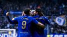 Los jugadores del Real Oviedo celebran el gol�de Costas al Valencia