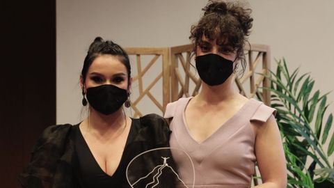 Vanessa Pe�a y Jesica Iglesias fueron las j�venes emprendedoras del a�o