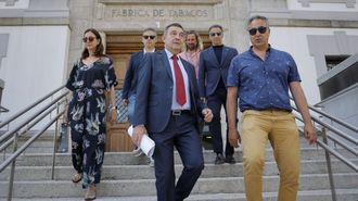 Agentes del grupo de Delitos contra las Personas de la Polica Judicial de la Guardia Civil que participaron en la investigacin del crimen de Cabanas, este mircoles en la Audiencia Provincial de A Corua