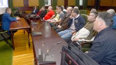 Reuni�n celebrada en el 2017 para hablar sobre el pol�gono de Ribeira