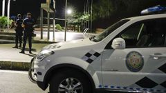 Imagen de archivo de una patrulla de la Polic�a Local de Santiago en una noche de movida nocturna 