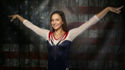 La gimnasta Charlotte Drury, durante el reportaje