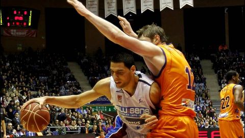 Mejri, en el ltimo Obradoiro-Valencia