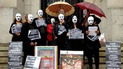 Concentraci�n en A Coru�a contra el maltrato.