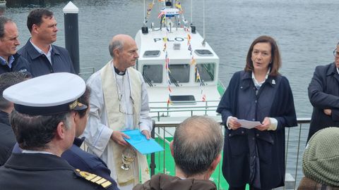 El Puerto de Vigo celebra la bendici�n del nuevo barco de los pr�cticos