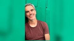 Daniel Bezares es cofundador de Desaprendo, una escuela online para familias