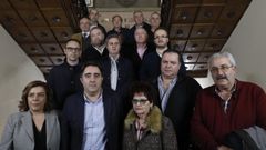 Miembros de la plataforma Galicia Baleira durante una reciente visita al Concello de Ourense