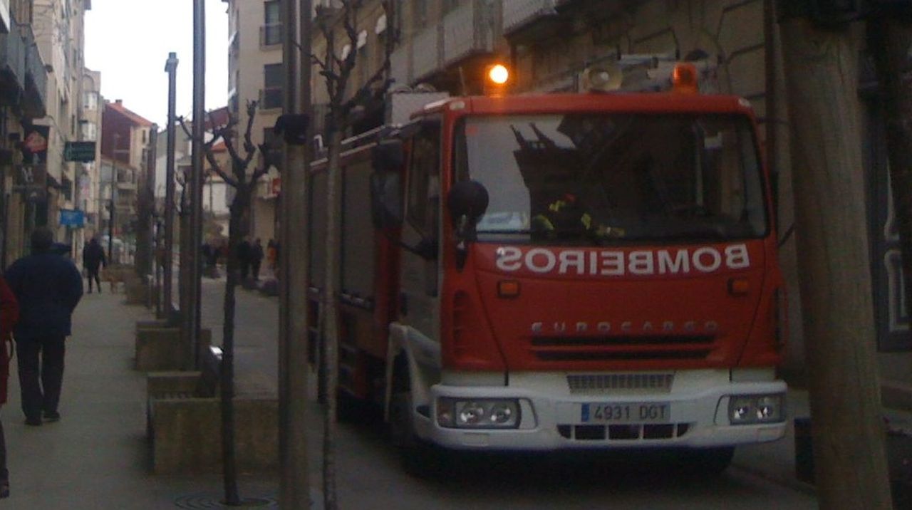 Muere una mujer de 66 en Cartelle al desplomarse una planchada de su casa