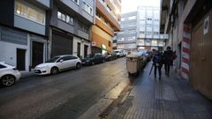 Calle Julia Minguill�n, en el Agra del Orz�n