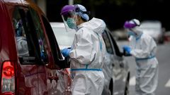 Realizaci�n de pruebas PCR en A Coru�a