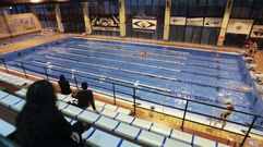 Foto de archivo de la piscina de Caranza