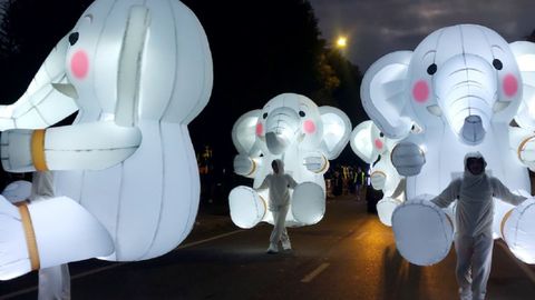 Otro momento del recorrido de la cabalgata