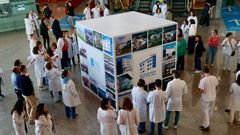 Un cubo expositivo recorre la historia del hospital a trav�s de cuatro etapas e im�genes hist�ricas