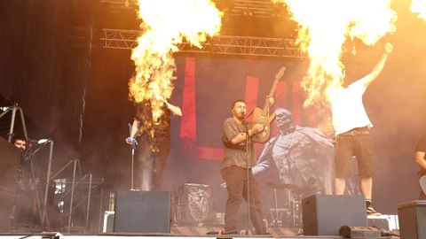O grupo Dakidarra durante o seu concerto no festival Revenidas 2025