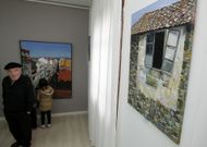 El cuadro �Casa de Peralto�, a la derecha, fue el ganador y el acto de entrega de premios cont� con una actuaci�n musical. 