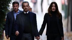 Sarkozy entra en la cárcel para cumplir la condena de 5 años por financiación ilegal