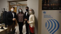Antonio Rodr�guez Miranda con el delegado de la Xunta y las responsables de la oficina del retornado