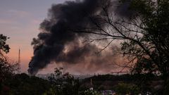 Humo sobre el cielo en Kiev, tras los ataques de misiles y drones rusos
