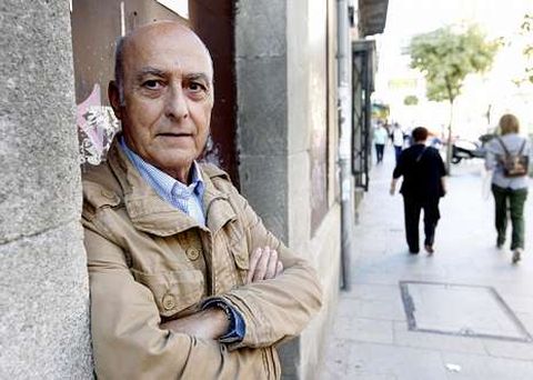 Alejandro Otero anima a la gente mayor a perder el miedo y a estudiar en la Universidad.