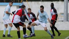 Imagen del partido entre el Viveiro y el Arousa