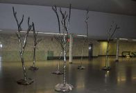 As pezas de Oro Claro no vestbulo de lvaro Siza no Porto.<span lang= es-es > </span>