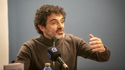 PRESENTACION DEL LIBRO DE AURORA MARCO