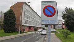 El Concello asegura que los vecinos se quejan de que les ocupan las zonas de aparcamiento exclusivo para residentes