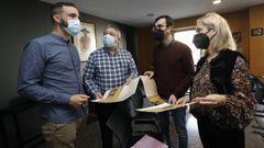 Carlos Timiraos (director) e Roque Fraga (presidente), co edil de Educaci�n, Jes�s Fern�ndez, e a alcaldesa de Viveiro, Mar�a Loureiro 