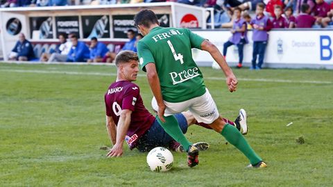 El Pontevedra CF vence al Racing de Ferrol