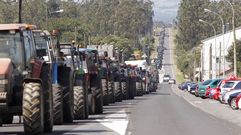 Manifestaci�n de ganaderos en Santa Comba