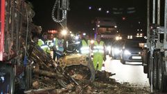 Un accidente colapsa la A-6 en Baamonde