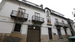 Una parte de la Casa Palacio Vior, del a�o 1700 y con fachada blasonada, ser� restaurada construyendo seis pisos con espacios personalizados, altas calidades y vistas a la r�a de Ribadeo