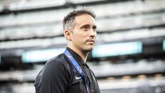 Diego Berm�dez, exentrenador del Ribadeo, ejerciendo como asistente t�cnico de la selecci�n de Uruguay.