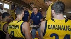 A�to Garc�a Reneses, durante su paso como entrenador del Alba Berl�n por el Torneo EncestaR�as de Vilagarc�a de Arousa