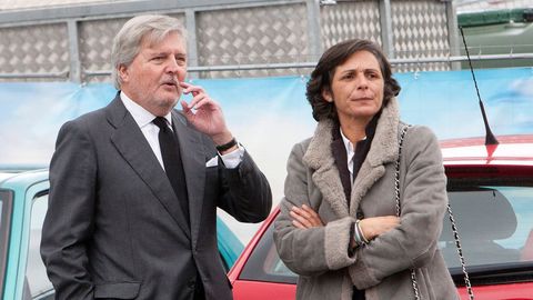 El exministro ��igo M�ndez de Vigo, a su salida del tanatorio donde se instal� la capilla ardiente de Mariano Rajoy Sobredo