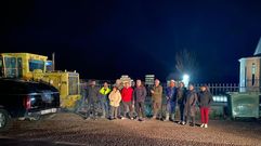 Los trabajadores de Irosa impidieron que saliese un cami�n cargado de pizarra de Samaca.