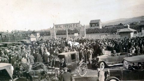 Estadio de ftbol de Teatinos, inaugurado en 1919. En l jugara su primer partido el Real Oviedo en 1926