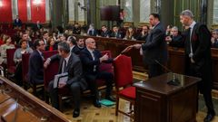 Los doce líderes independentistas acusados por el proceso soberanista catalán en el banquillo del Tribunal Supremo al inicio del juicio del «procés» el 12 de febrero del 2019