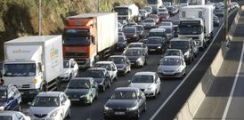 El tr�fico es, desde hace a�os, un problema para una ciudad que se atasca en las horas punta. 