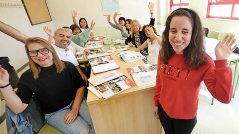 Luca aprob la oposicin para profesora de secundaria a la primera, tiene solo 24 aos. Adems, fue tres veces premio de excelencia cuando cursaba su grado en la UVigo