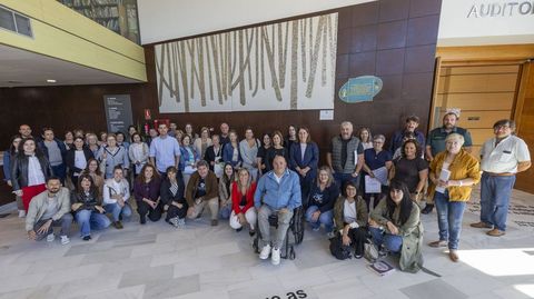 Presentación del programa Conectando corazóns, el jueves con muchas de las «antenas» que sostienen este proyecto