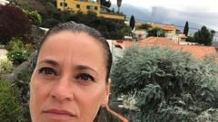 Beatriz Rodr�guez Dom�nguez, hija de un emigrante gallego de Ordes que lleg� a la isla hace 50 a�os, y cuya casa est� a 4 kil�metros de la zona cero de Cumbre Vieja.  