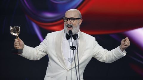 Javier C�mara recibe el premio a mejor actor protagonista de una serie
